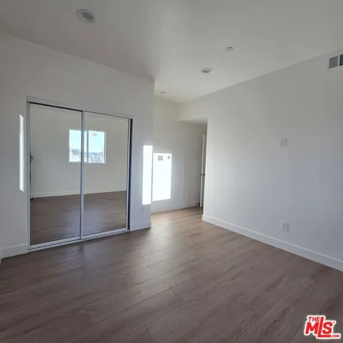 10829 Peach Grove Street 3, North Hollywood, California 91601