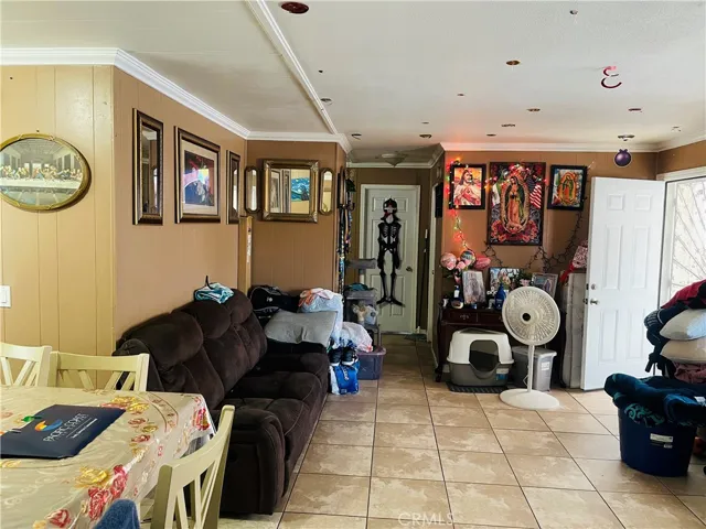 17400 Valley Boulevard 95, Fontana, California 92335