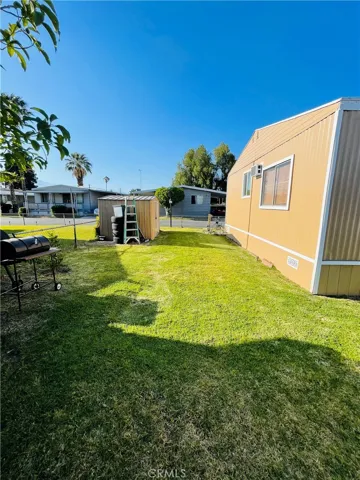 17400 Valley Boulevard 95, Fontana, California 92335