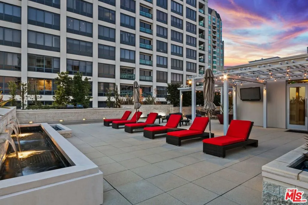Roof patio with stunning views