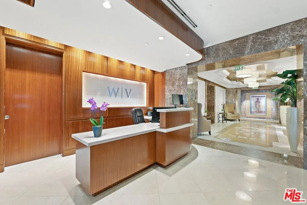 24 Hour concierge Desk