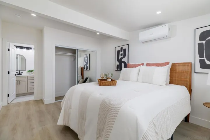 5703 Michael, San Diego, California 92105