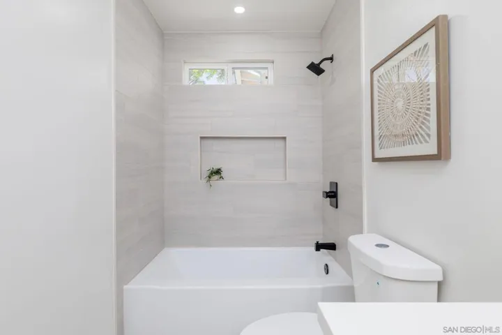 5703 Michael, San Diego, California 92105