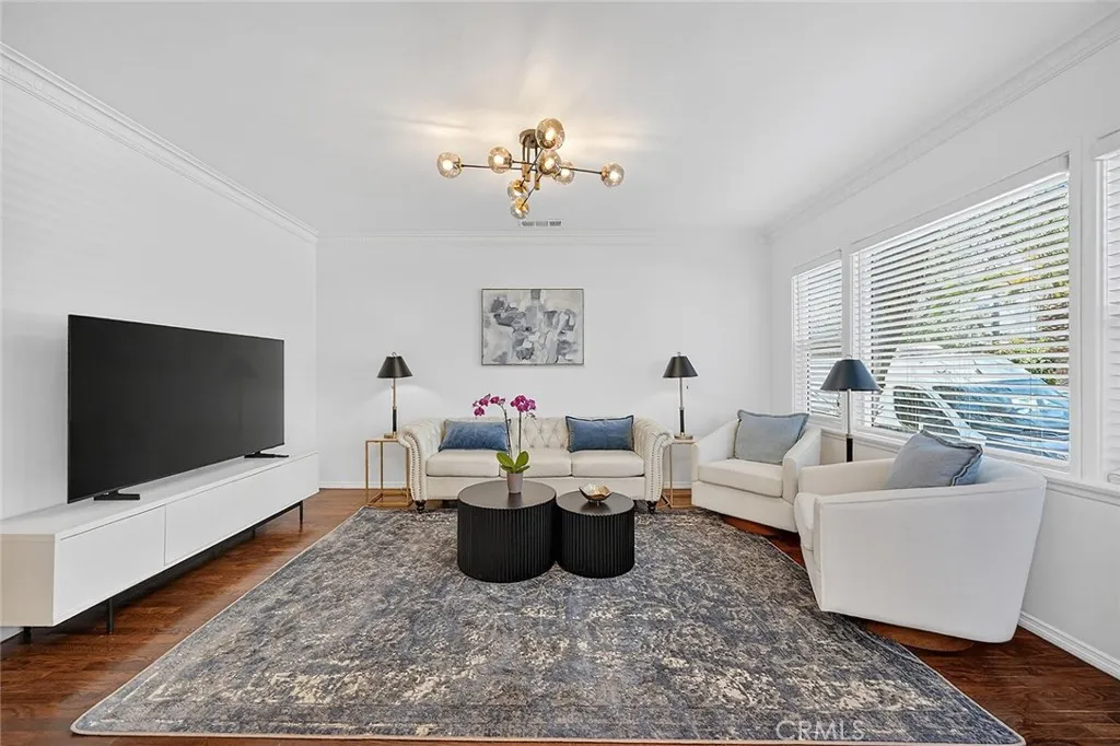 218 Venice Way, Venice, California 90291 — photo 4
