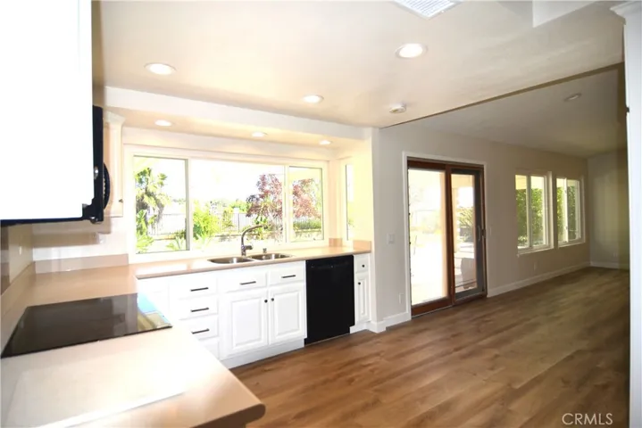 27972 Gallina, Mission Viejo, California 92692