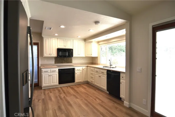 27972 Gallina, Mission Viejo, California 92692