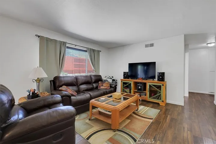 7048 Kilkenny Dr, Sacramento, California 95842 — photo 5