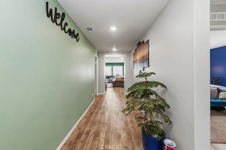 419 Poplar Hill, San Jacinto, California 92583