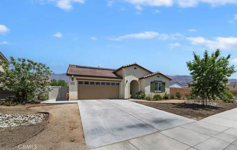 419 Poplar Hill, San Jacinto, California 92583