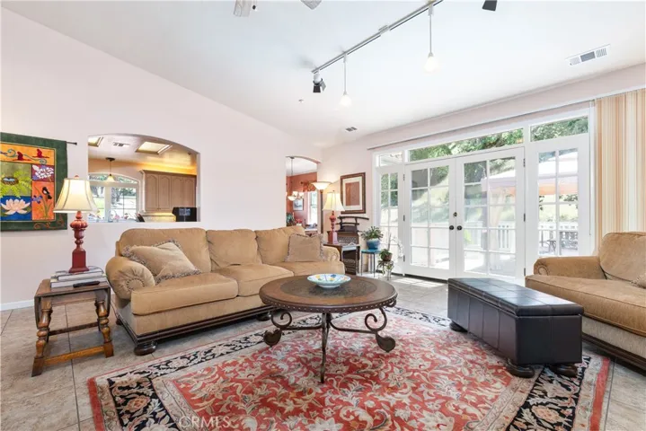 9905 Corriente, Atascadero, California 93422