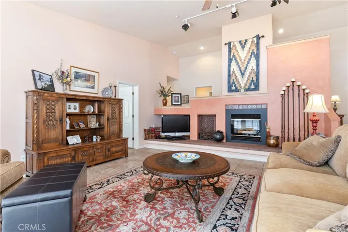 9905 Corriente, Atascadero, California 93422