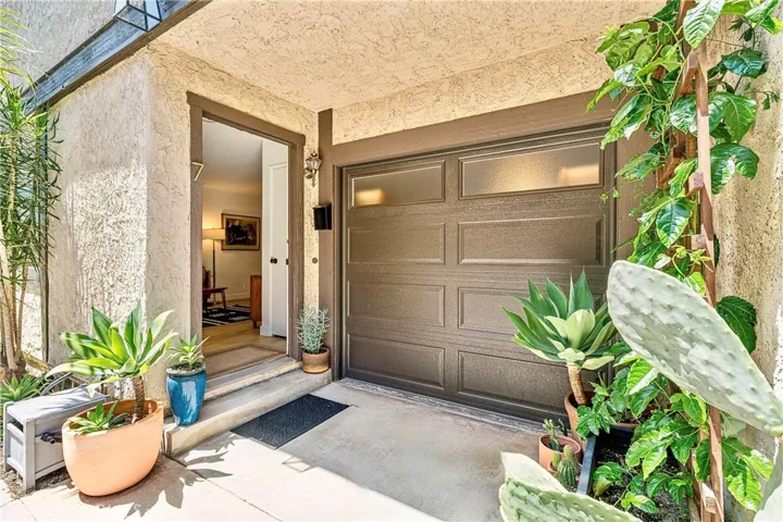 63 N Roosevelt 7, Pasadena, California 91107