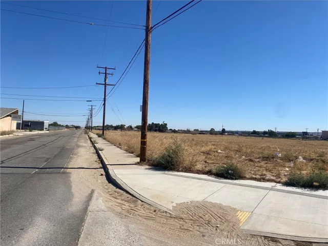0 Bartlett, Adelanto, California 92301