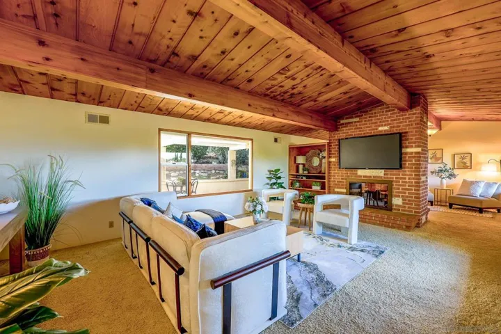 , Vista, California 92084