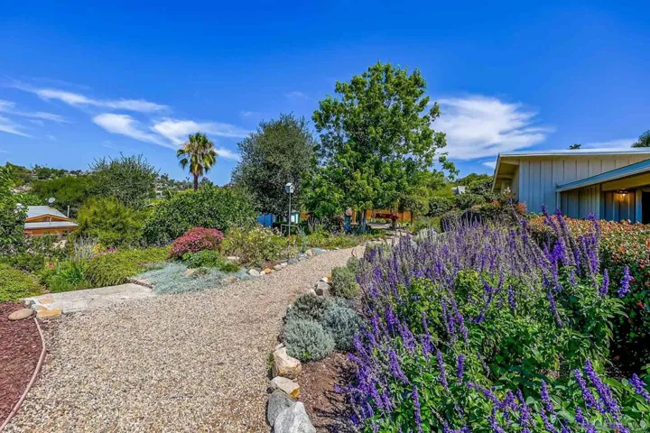 , Vista, California 92084