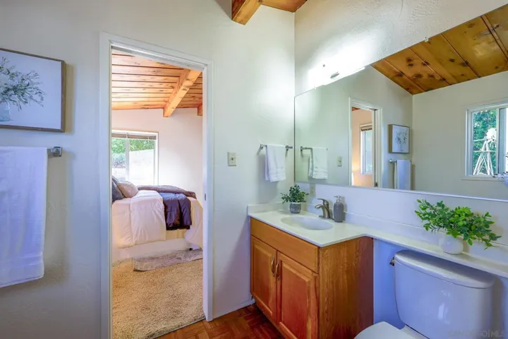 , Vista, California 92084
