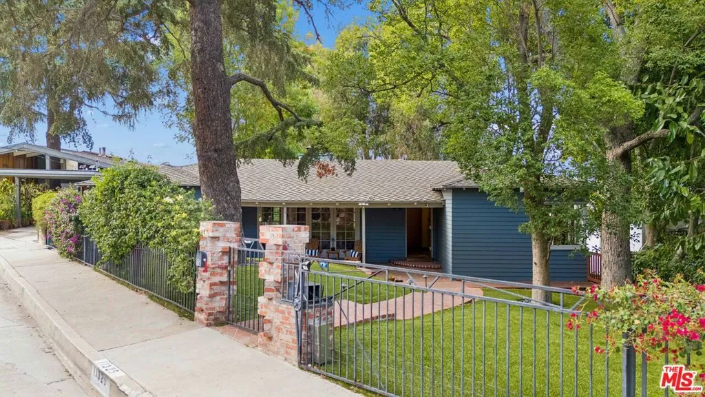 11325 Sunshine Terrace, Studio City, California 91604 — photo 5