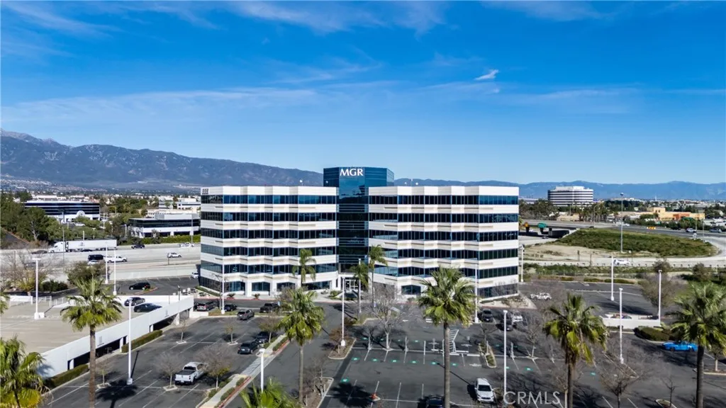 3401 Centre Lake Dr