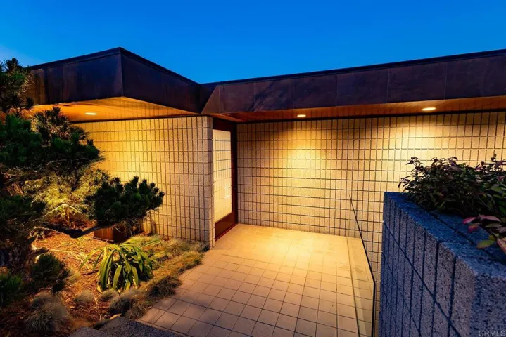 Exterior Front
