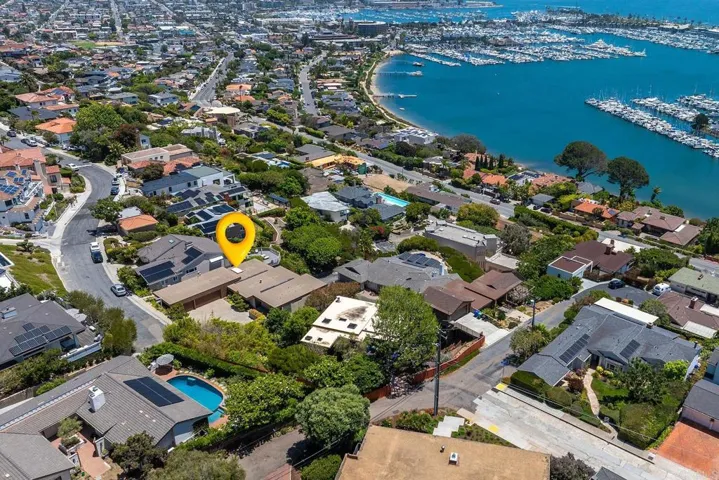 711 Aramda, San Diego, California 92106