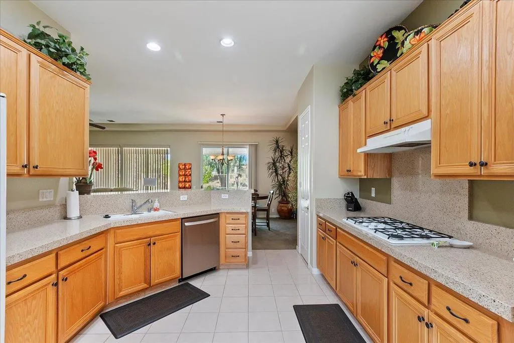 11-Kitchen