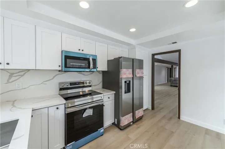 5016 Paseo De Vega, Irvine, California 92603