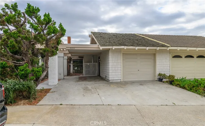 5016 Paseo De Vega, Irvine, California 92603