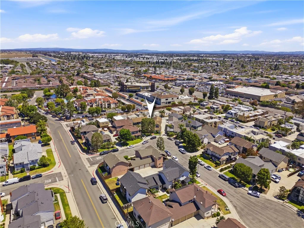 4891 Vista Drive, Huntington Beach, California 92649 — photo 5
