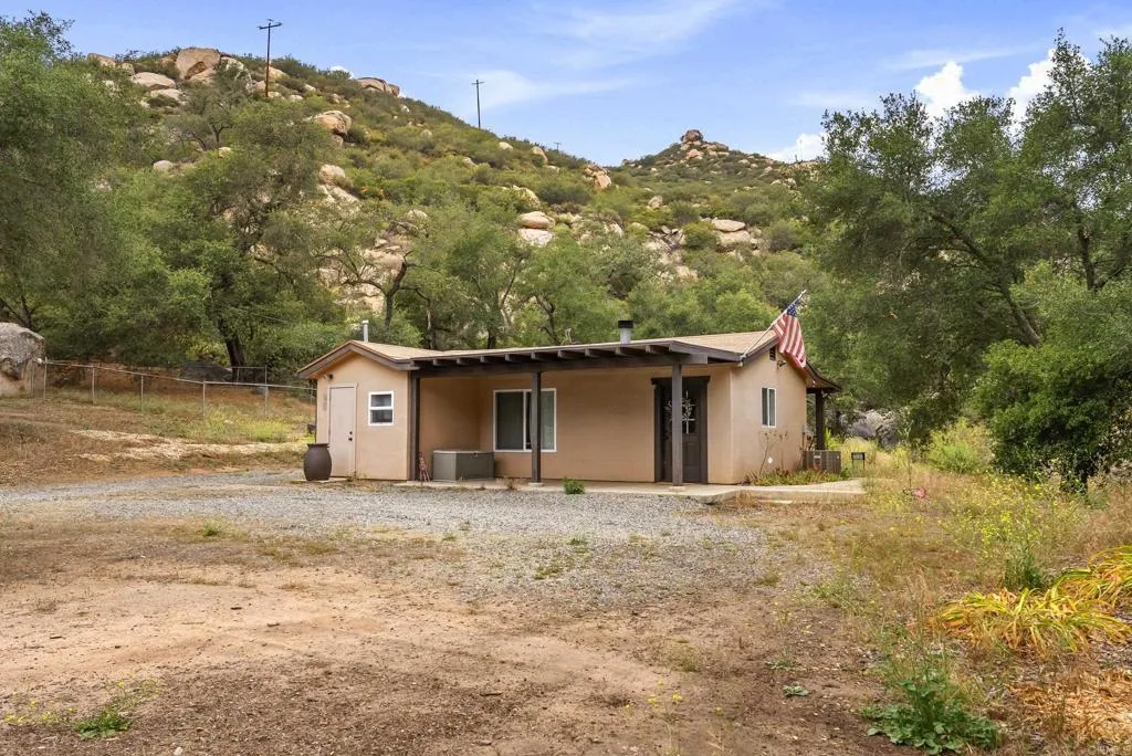The Cottage-Rental Unit