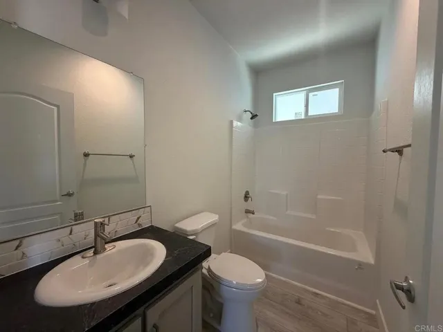 secondary bathroom