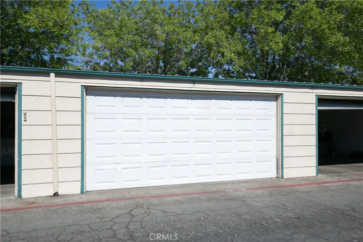 2-car Garage