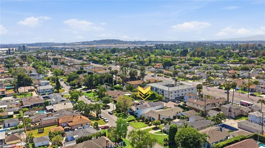 4529 Pepperwood Avenue, Long Beach, California 90808