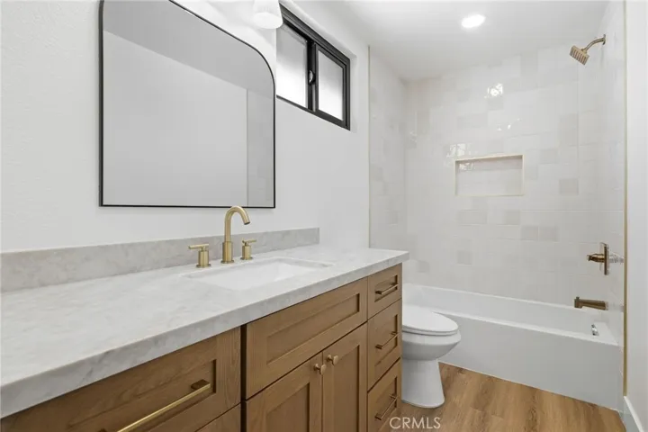 4529 Pepperwood Avenue, Long Beach, California 90808