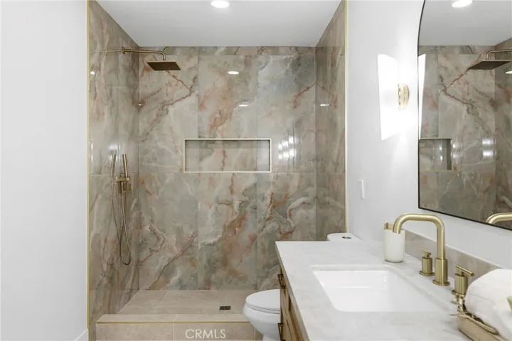 4529 Pepperwood Avenue, Long Beach, California 90808