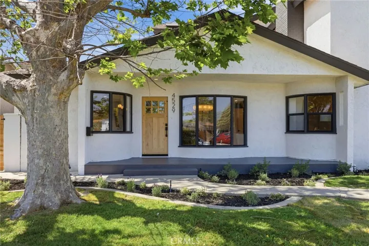 4529 Pepperwood Avenue, Long Beach, California 90808