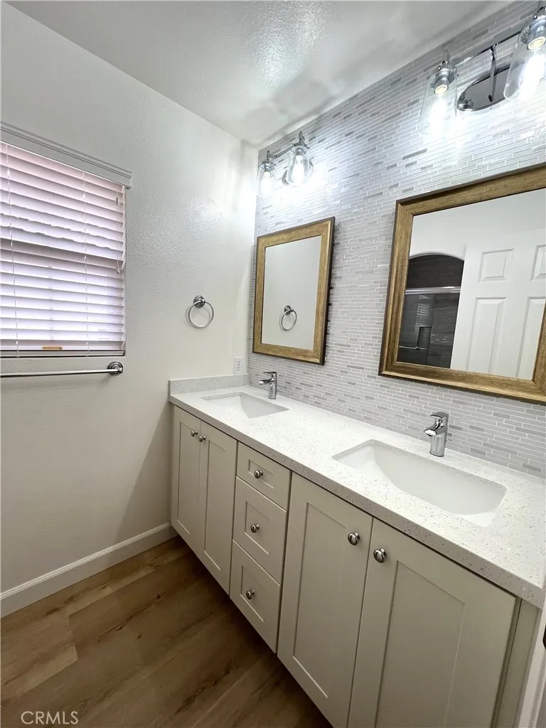 2nd Bathroom