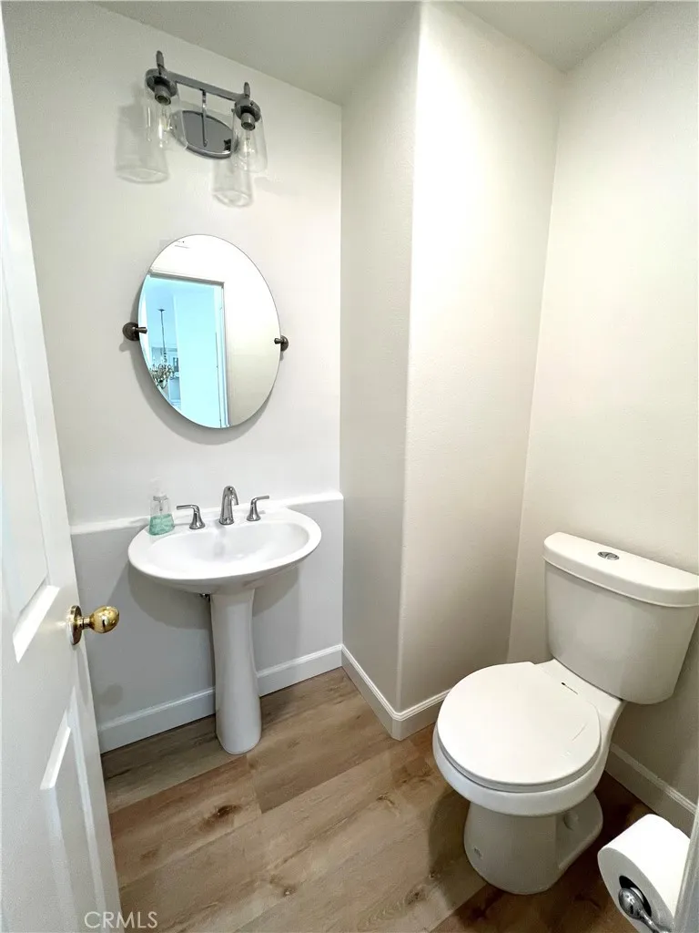 1/2 Bath downstairs