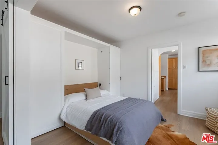 3726 W 59th Street, Los Angeles, California 90043