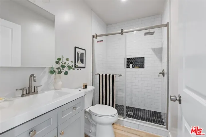 3726 W 59th Street, Los Angeles, California 90043