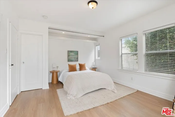 3726 W 59th Street, Los Angeles, California 90043