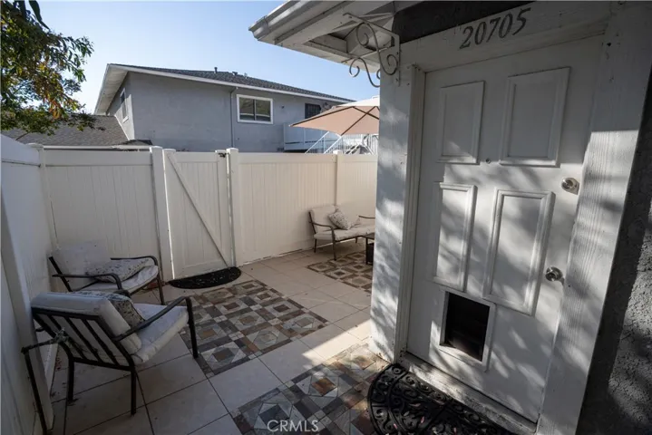 20705 Dot, Saugus, California 91350