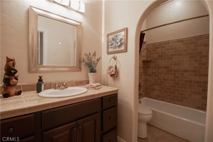 33699 Spring Brook, Temecula, California 92592