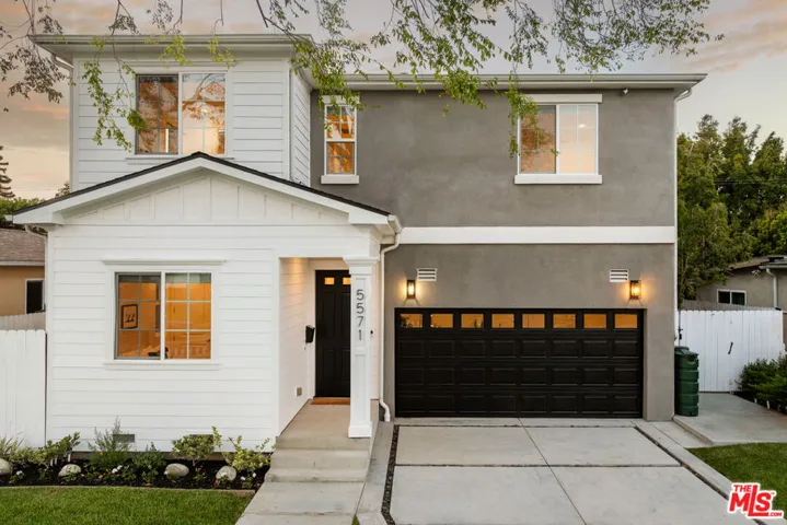 5571 W 82nd Street, Los Angeles, California 90045