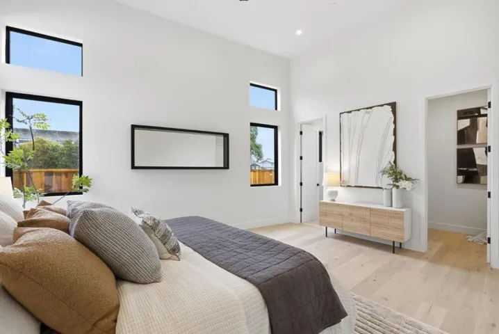 702 Ellsworth Place, Palo Alto, California 94306