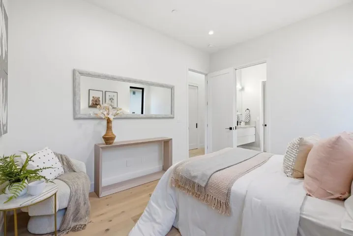 702 Ellsworth Place, Palo Alto, California 94306