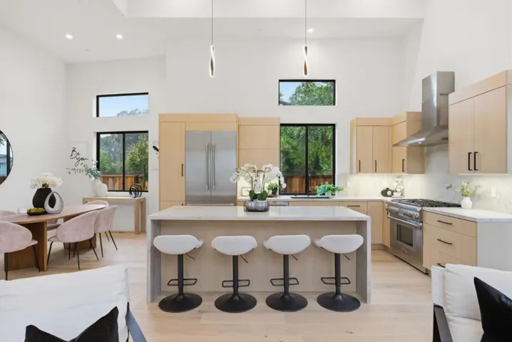 702 Ellsworth Place, Palo Alto, California 94306