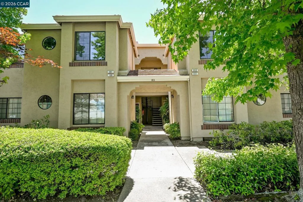 83 Tahoe Ct