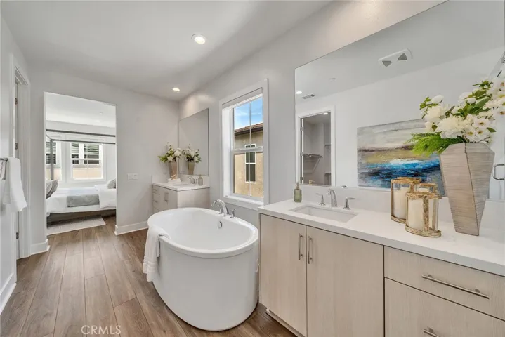 140 Walworth, Lake Forest, California 92630