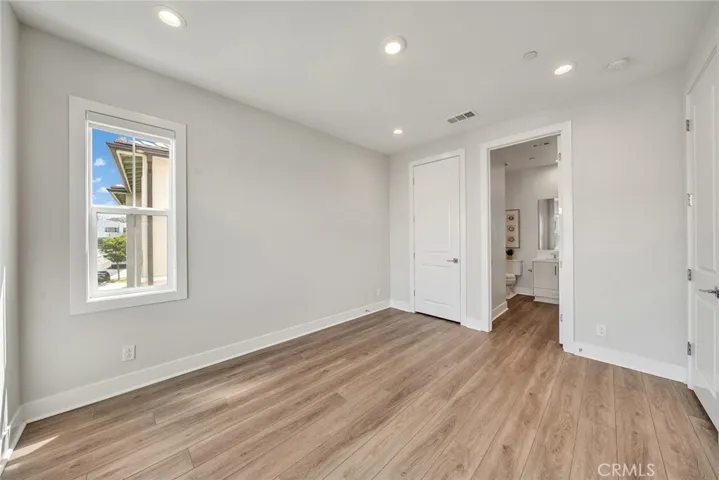 140 Walworth, Lake Forest, California 92630