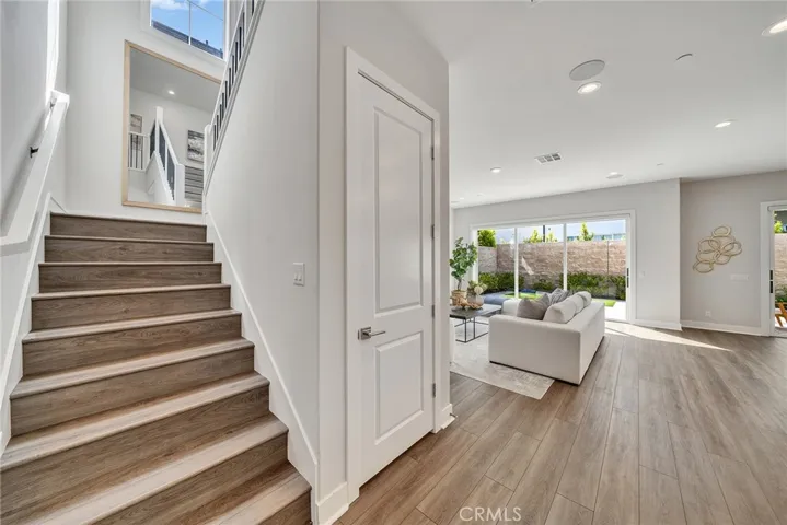 140 Walworth, Lake Forest, California 92630